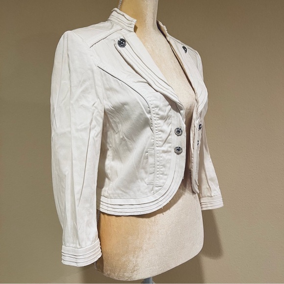 White House Black Market White Cropped Blazer with Button Accents - Picture 2 of 4